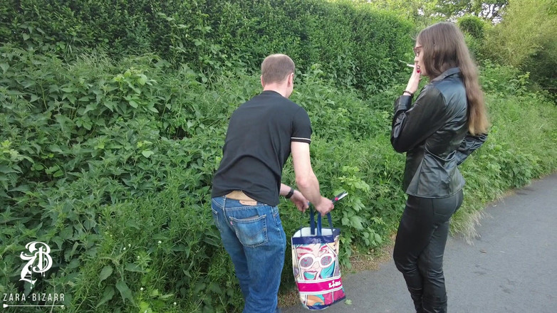 Zara Bizarr: 쐐기풀 킥