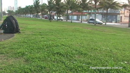 Amateurs videos: Bermain antara kawan akhirnya berkongkek di pantai
