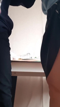 Je me masturbe avec ma MILF sexy