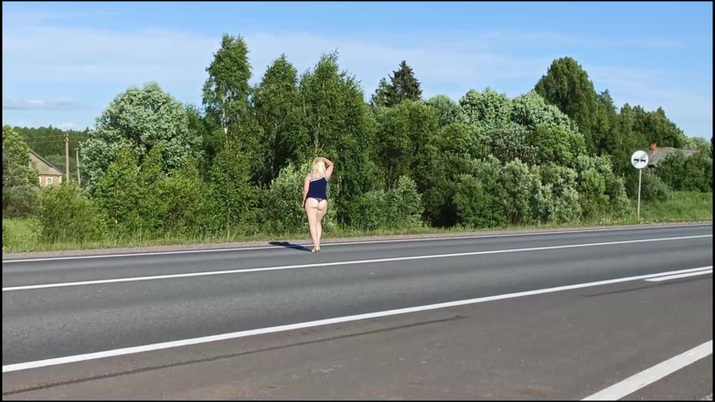 RedRoseRus: Me echo a la carretera