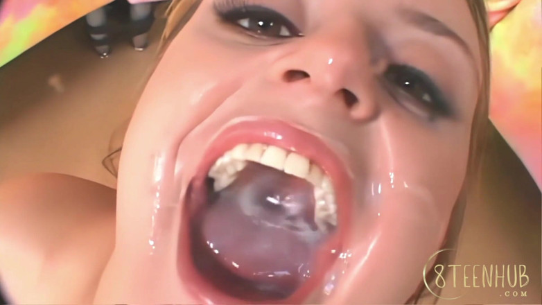 8TeenHub: 8teenhub - Denise klarskov वीर्य की लालसा करती है
