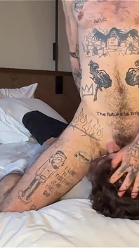 Clothed Geek Matthew Finns Worships Tattooed Dom XXX Skips Ftm Pussy