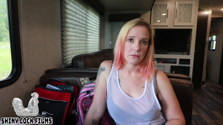 Jane Cane: 绝望的继妹需要一个住处 - Jane Cane