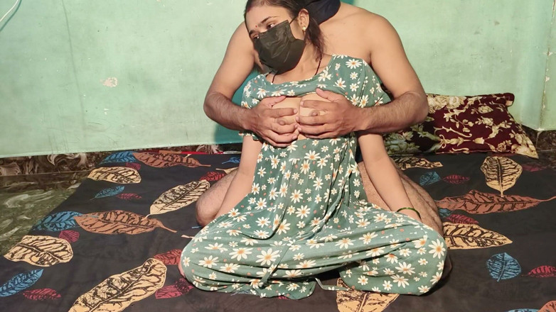yongboy1: First Time Girlfriend Love Sex 18 Year Old Indian Girl Indian...