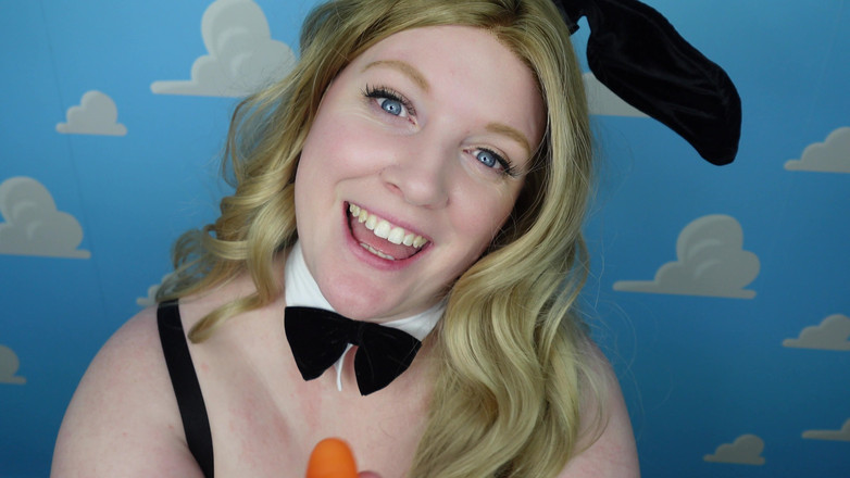 Julie_Bliss: Бімбо розведення повії кролика