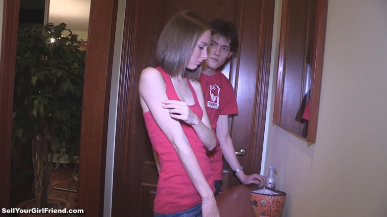 Sell Your GF: Смотри, как я трахаю и соблазняй меня!