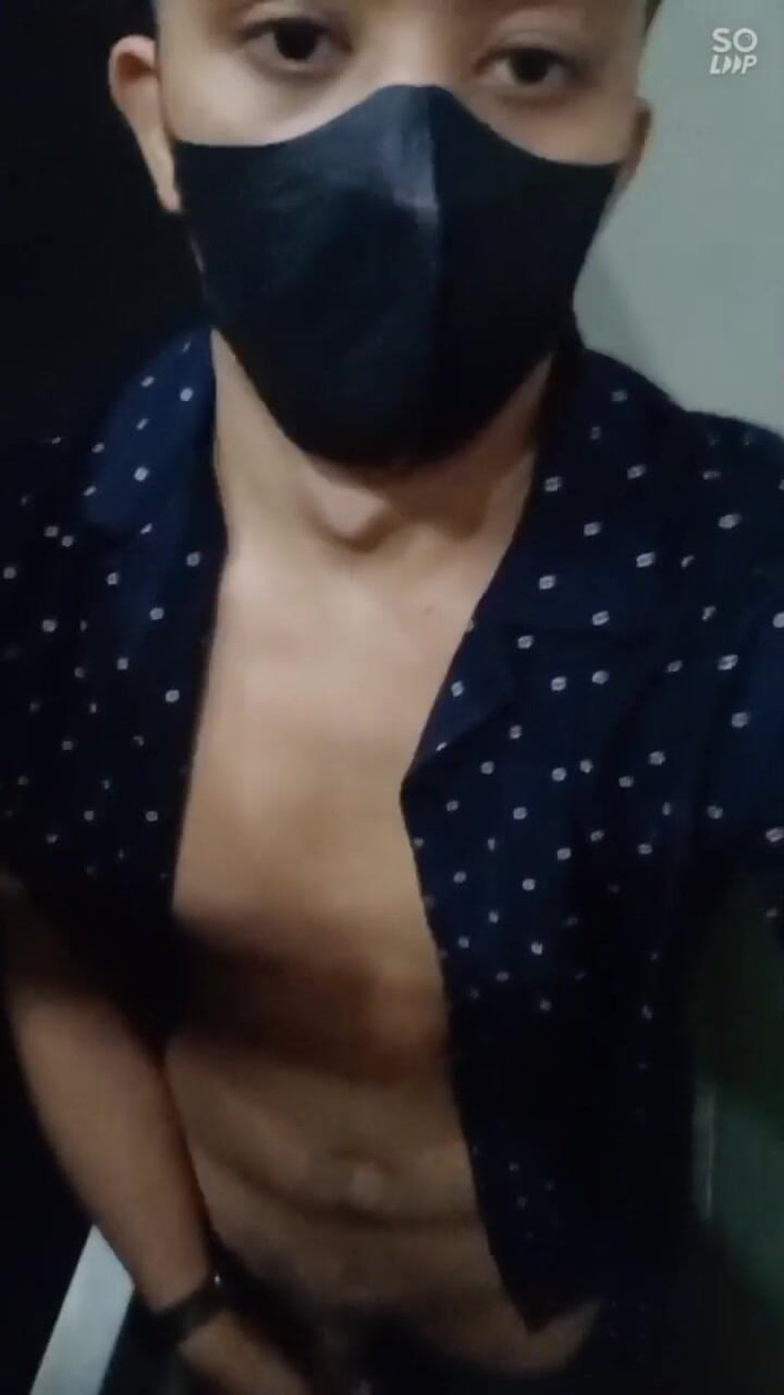 Rent A Gay Productions: Mc Donalds Manila sục cu và bắn tinh