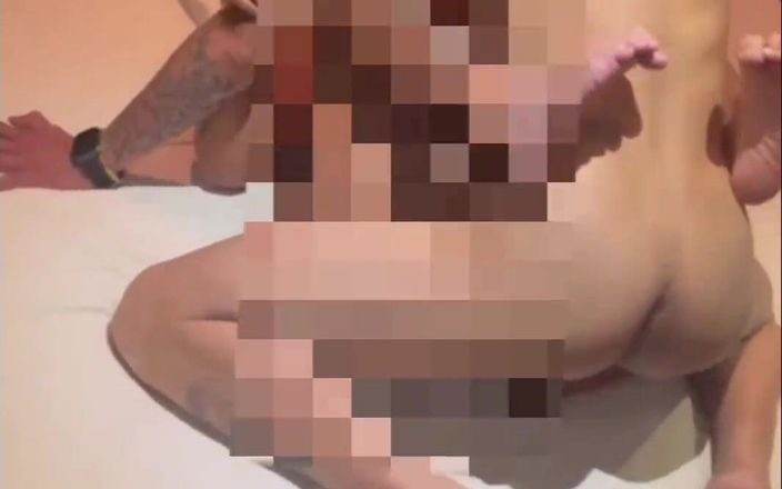 Casalgn2025: デカチンの痩せた男が寝取られた妻を激しく叩く
