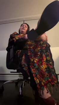Pie fetiche humillado en humillación