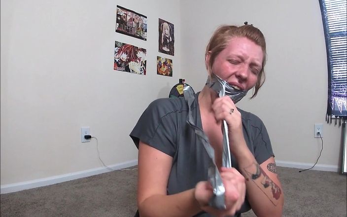 Selfgags classic: Gli esperimenti tape gag di venus valkyire