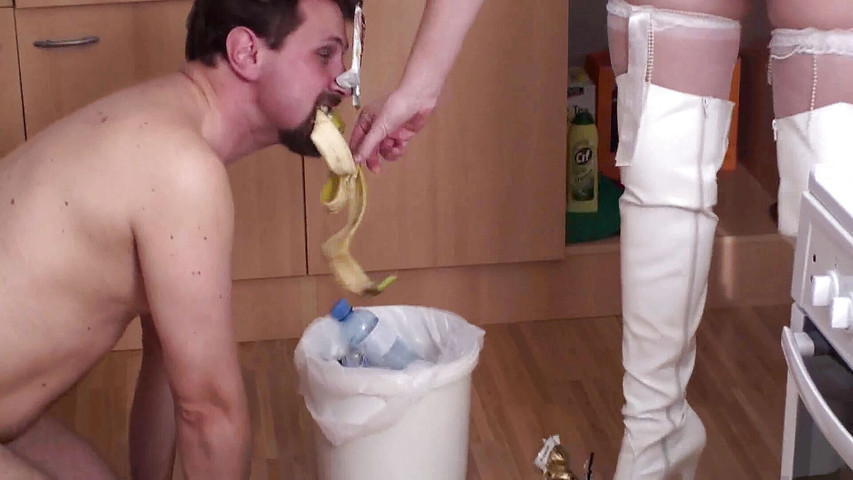 Cooking Piss Broth Served (Foot Girls)