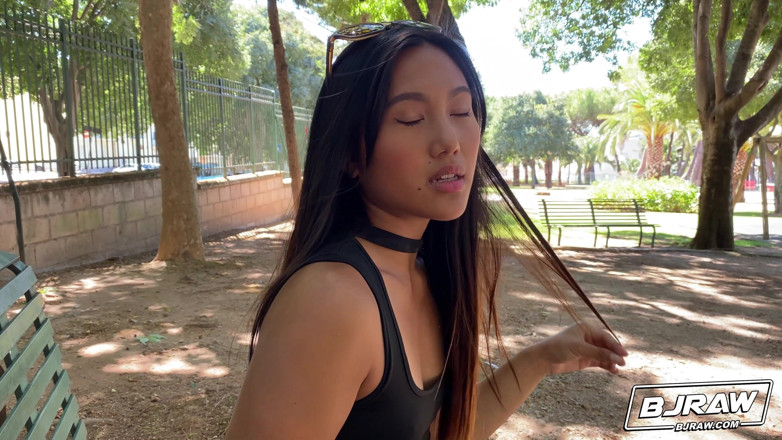 BJ Raw: Bjraw may la bocca di thai viene caricata