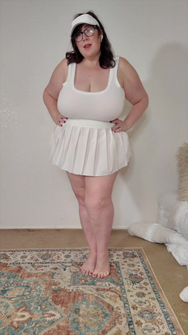 cutejayne: Busty BBW Tennis MILF