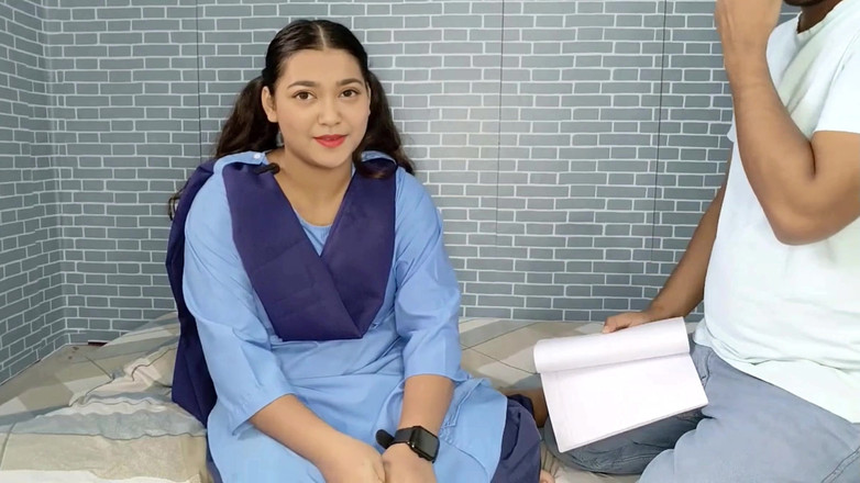 Queen Sona: Desi Village Teen College Girl XXX Classroom Sex Video