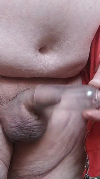 Mainin kontol sebelum ganti baju