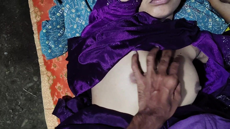 Hot bhabi gold: Soție indiancă sexy cu pizdă strâmtă, sex hindi, frumoasă indiancă...