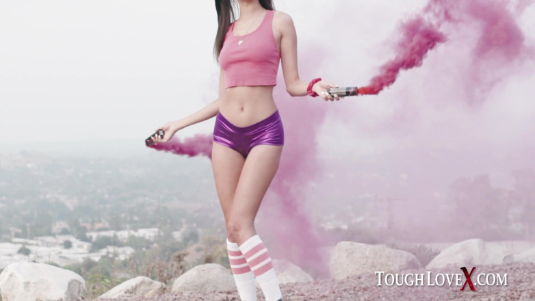 ToughLoveX: TOUGHLOVEX - Eliza Ibarra de Karl Toughlove