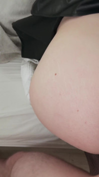 Ritzy Rain Lesbian Affairs i Trójkąt z jej przyrodnią siostrą-lalką z creampie jedzenia