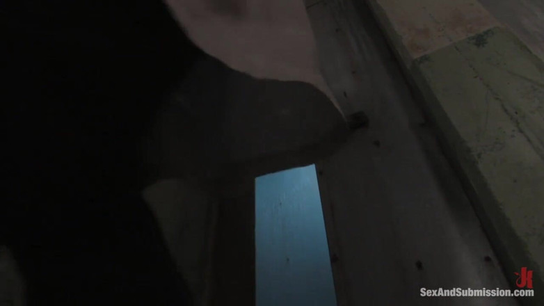 Sex and Submission by Kink: Маленький шматок м'яса