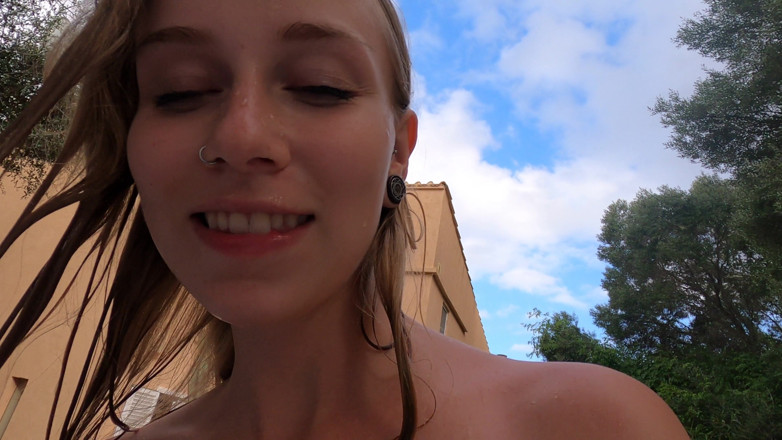 Porno Cloud: 수중 섹스