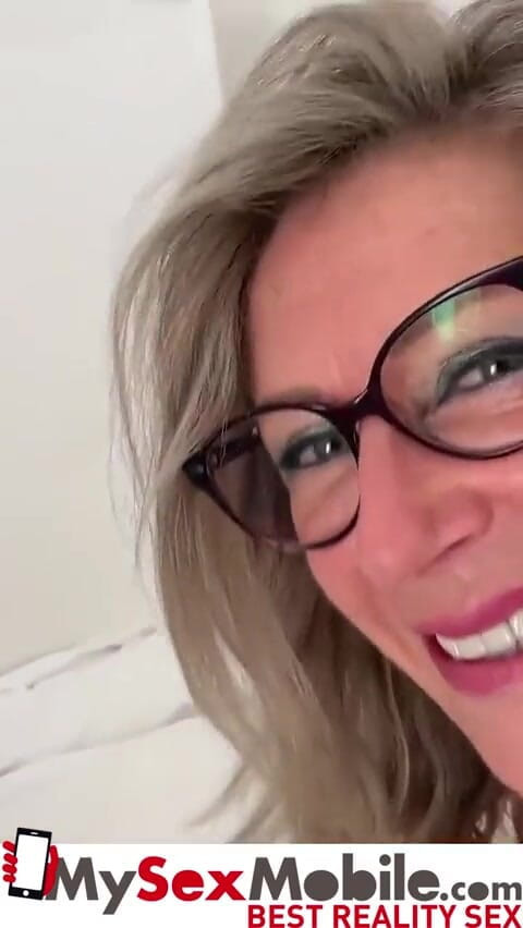 MySexMobile: Blonde French mature Marina Beaulieu sodomized by younger guy