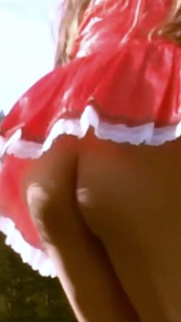Pai-chan in abito rosso