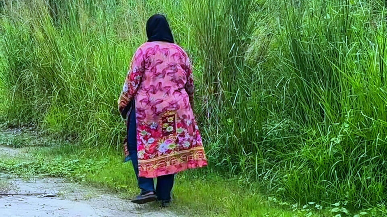 Sabitri Gupta: Indian Muslim Hot Girl From Outdoor Gets Fucked