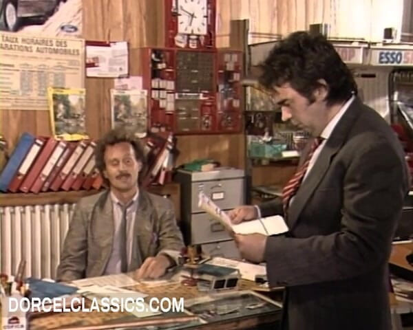 Dorcel classics: Obciąganie pod biurkiem