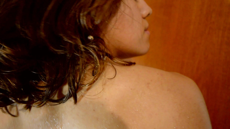 Sara Latina: Sara çok ateşli