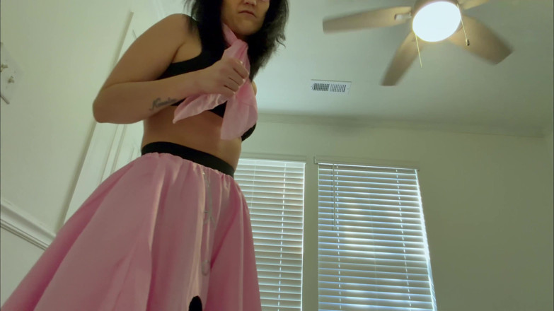 Kink in Time: Devyn’s Sultry 's Giantess Fantasy 4K POV de petits frissons vous attend !