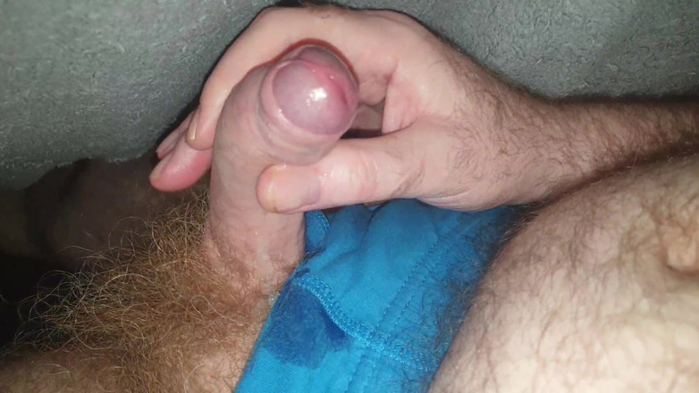 The UK Hairy Bear: Papà orso peloso in slip al limite con orgasmi multipli