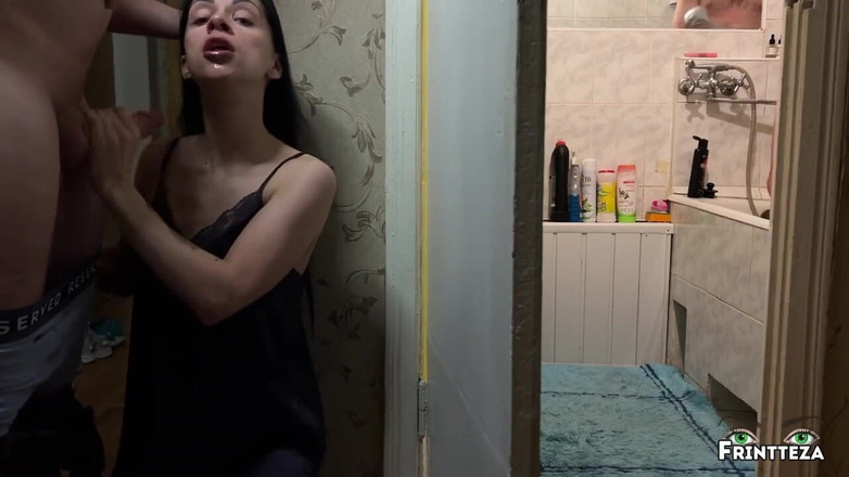 Frintteza: Soused mě ošukal do pusy, zatímco můj manžel se myl...