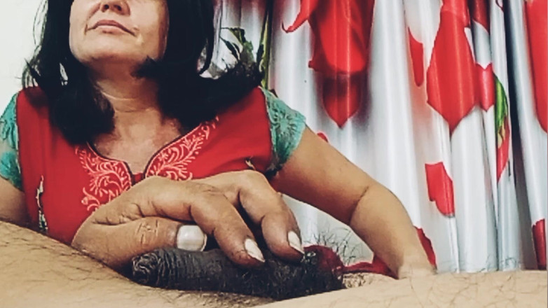 Bolly Karma: Splendida moglie troia