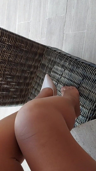 corynanylon: Galter Belt Stockings Beige Heels Black dan Beige