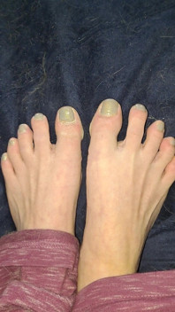 Veiny Feet Toe Wiggling
