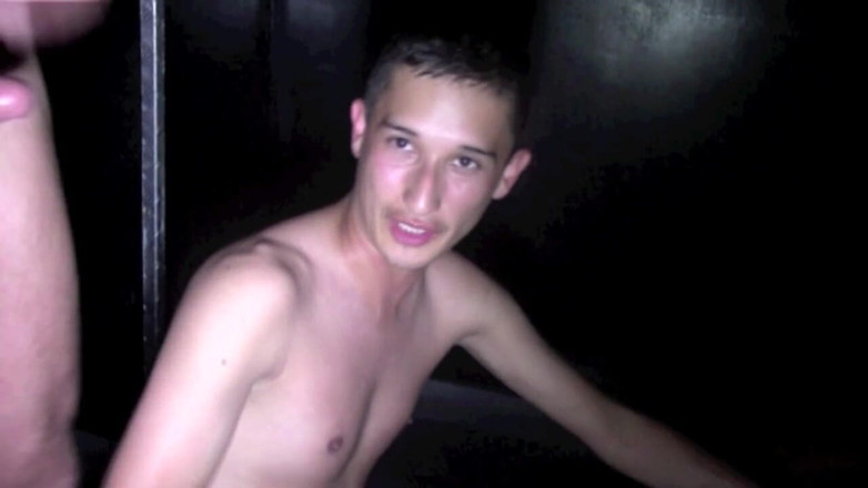 Crunch Boy: Une salope se fait baiser par une Arabe hétéro avec...