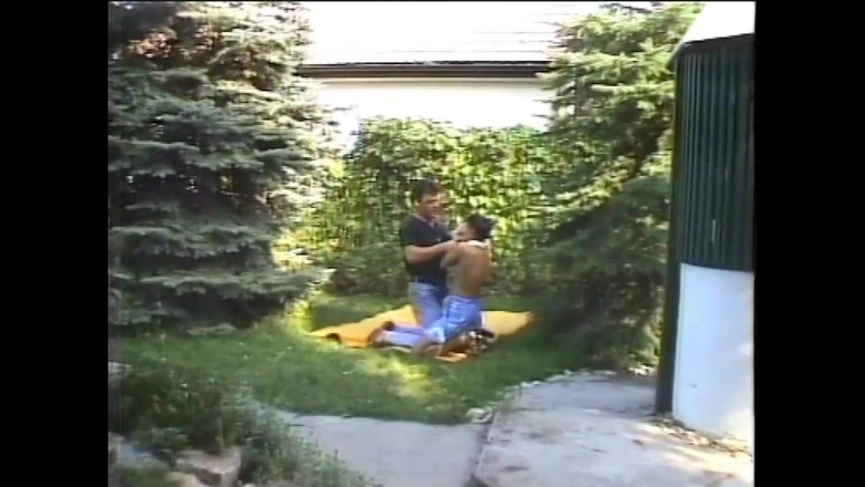 69 Italian District: Chicas sin vergüenza (película porno completa)