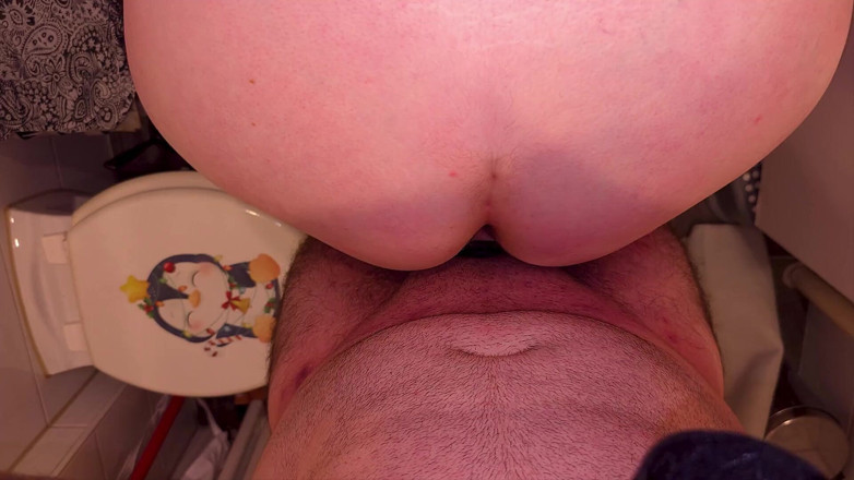 Ladybottox: Fat Wife Made to Squirt and Banged in the Ass...