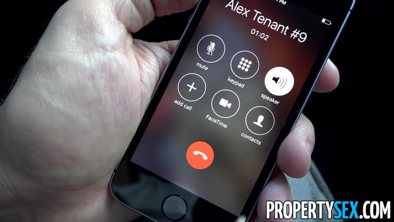 Property sex: Propertysex schattige huurder neukt de grote lul van haar huisbaas