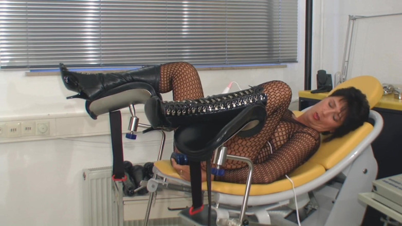 Rubber & Clinic Studio - 1ATOYS: Obří dilda pro kundičku a prdel