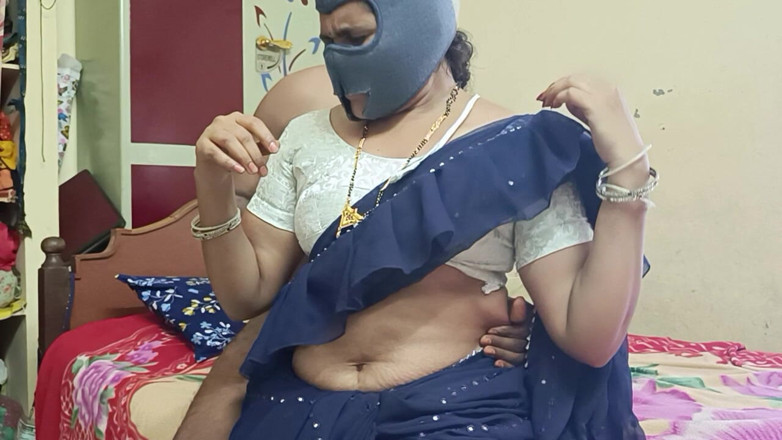 Decent couples: Ibu tiri dengan memek aduhai ini dientot habis-habisan sama ibu...