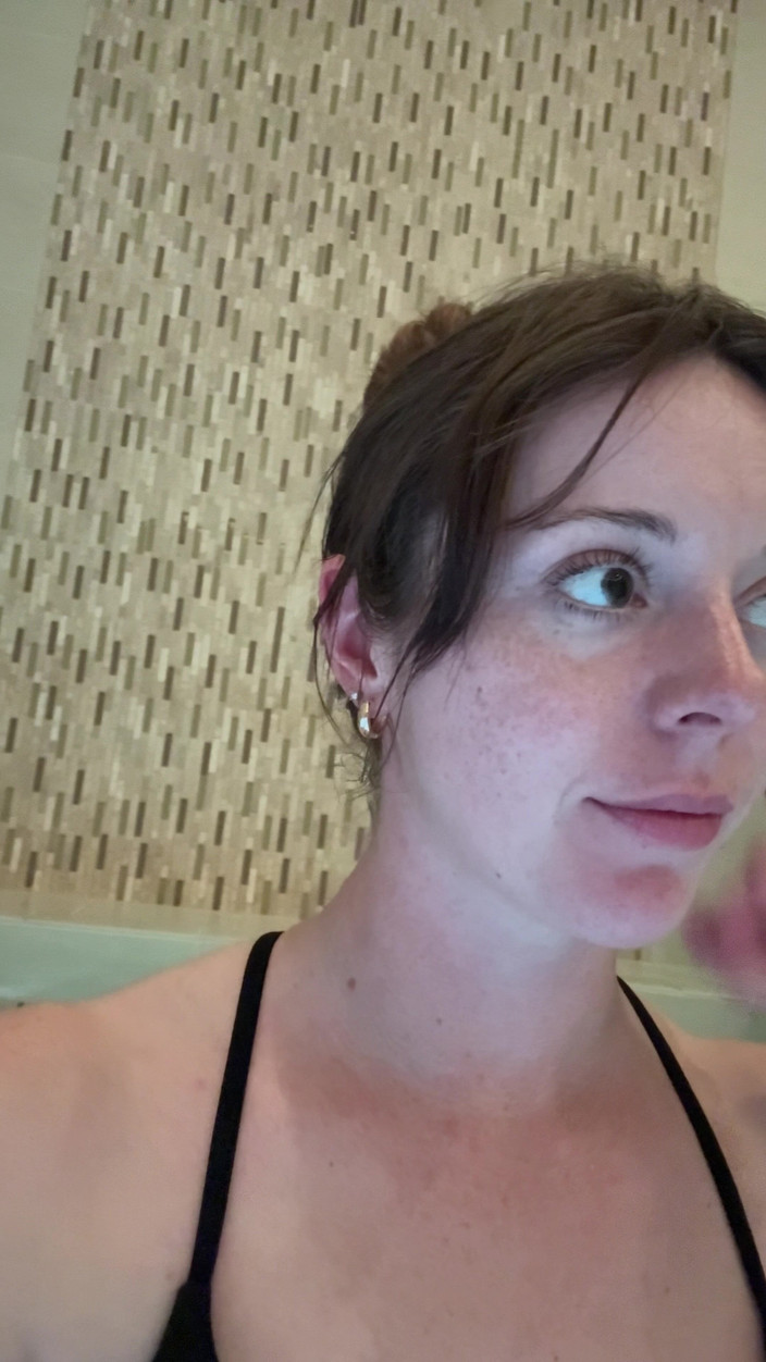 Nadia Foxx: Jet Orgasmo in una spa!