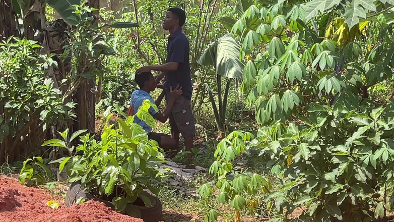 Amateur Teen Studio: Buď rychlá, aby nás nikdo chytil (v zákulisí)