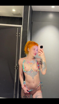 There`s Really Something Hot in Getting Naked in Public Toilets