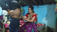 Bini suri rumah bengali seksi berkongkek keras di rumah, blaus merah menanggalkan menghisap buah dada