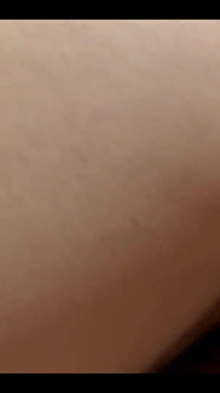 欲火中烧的继妹患有失眠症，需要鸡巴，字幕