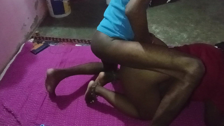 Sexy juli: Deshi Dehati Bhabhi Sex Front and Back