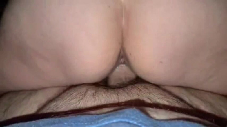 PurpleVyxen: 骑乘我的朋友时湿润的阴户