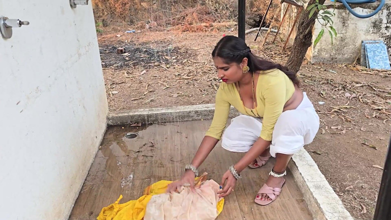 Kamasutra61: Quente indiana desi casal holi especial romance
