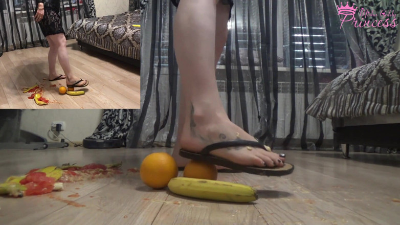 Goddess Misha Goldy: I hate dicks and stomp them (both views)